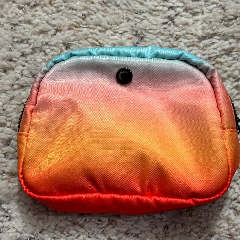 Zyia Cosmetic bag